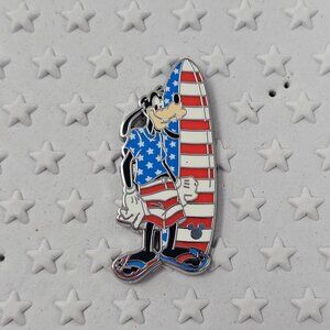NEW! 2025 Disneyland Hidden Mickey 4th of July Goofy Pin